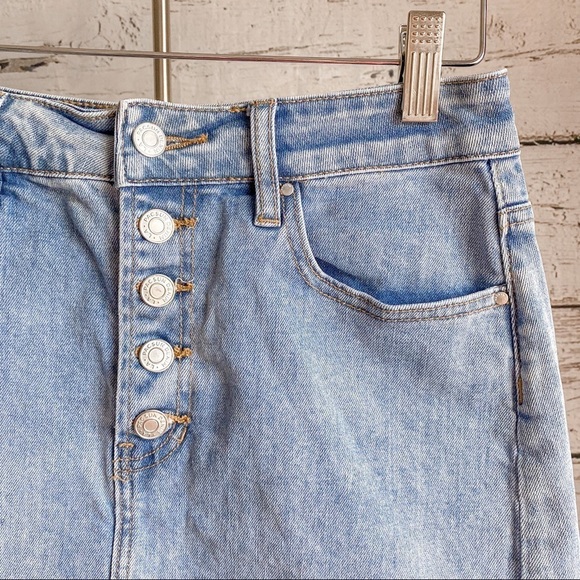 PACSUN Distressed Button denim skirt - Picture 2 of 5